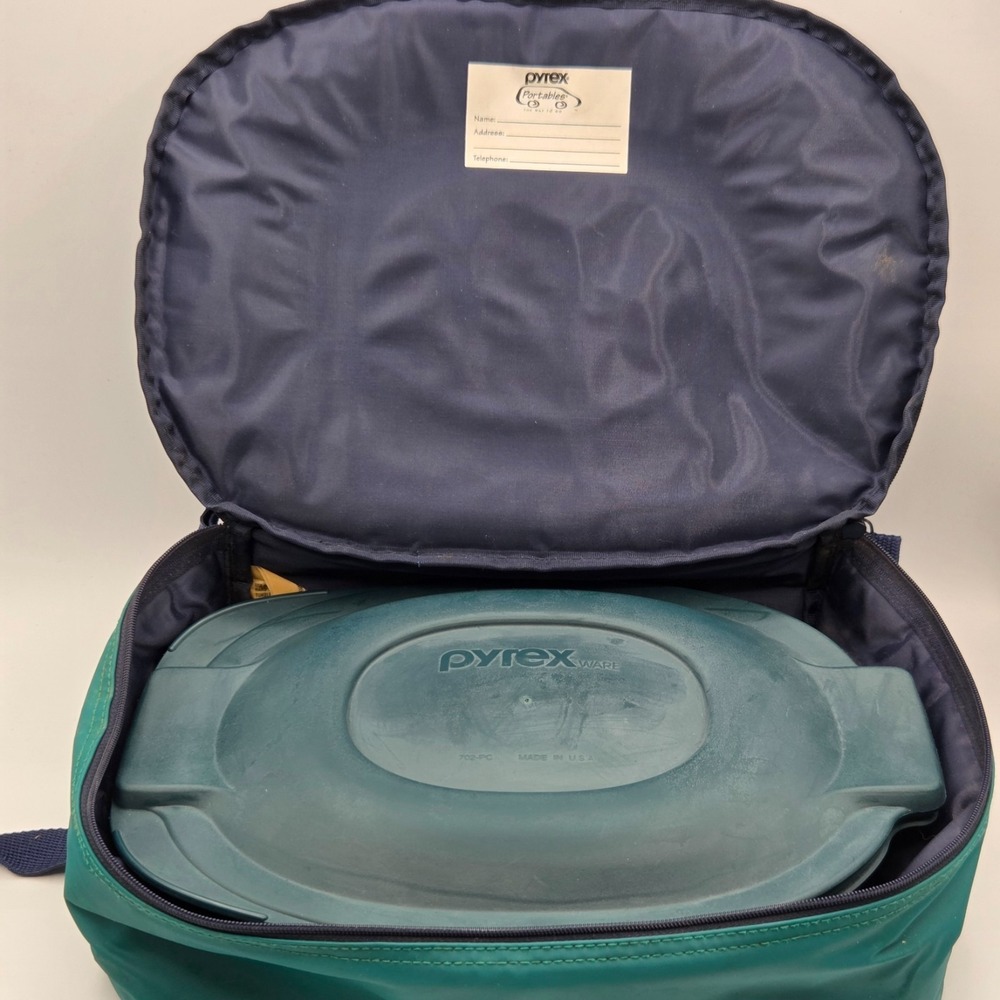 Pyrex‎ Portables 4 Pc Glass Dish,Lid, Insulated Food Carrier, Hot Pack  2.2qt